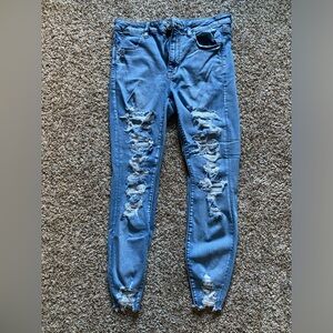 American eagle stretchy ripped skinny jeans